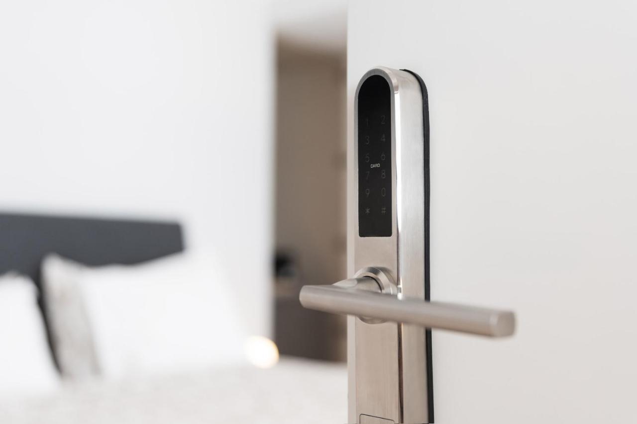 Olala Lisbon Oriente Suites C エクステリア 写真