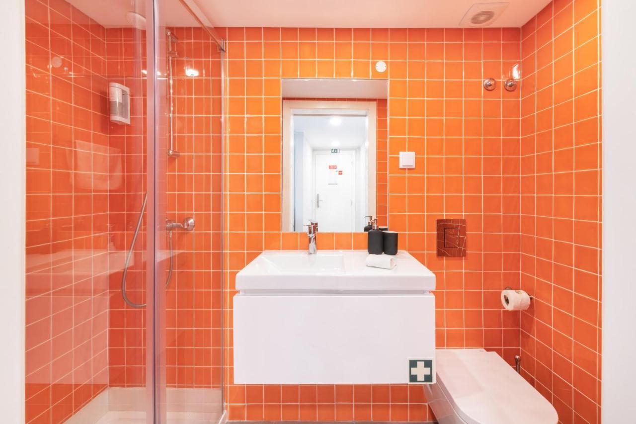 Olala Lisbon Oriente Suites C エクステリア 写真