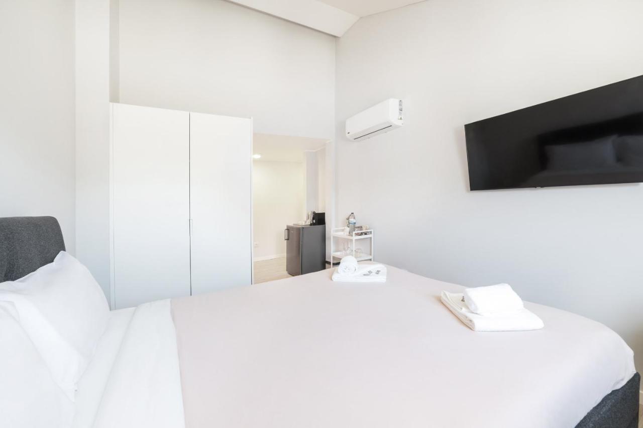 Olala Lisbon Oriente Suites C エクステリア 写真