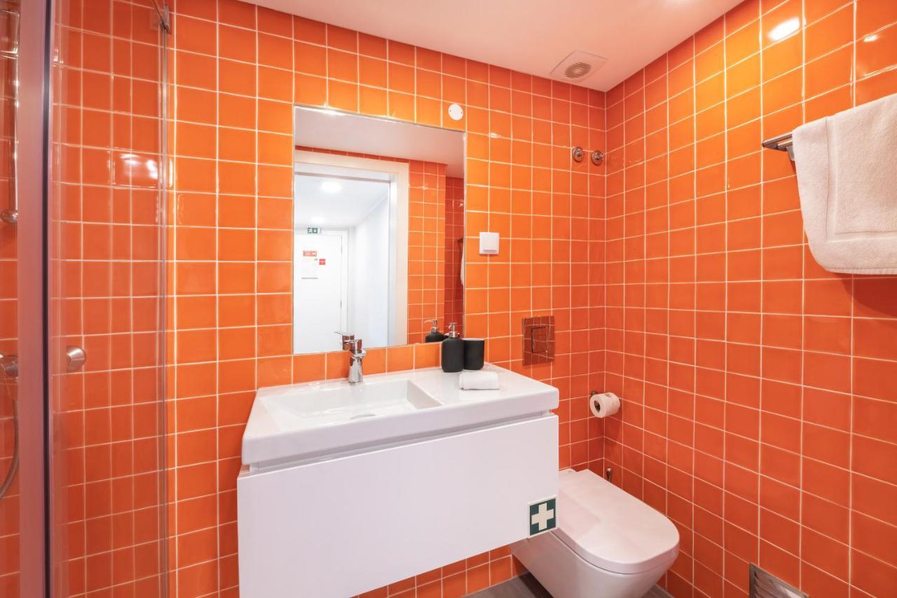 Olala Lisbon Oriente Suites C エクステリア 写真
