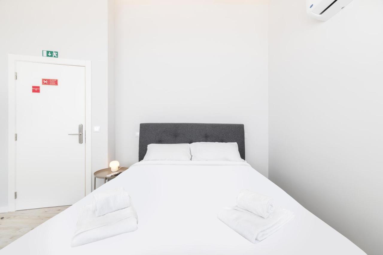 Olala Lisbon Oriente Suites C エクステリア 写真